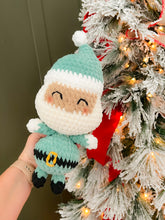 Load image into Gallery viewer, Santa Claus Crochet Pattern