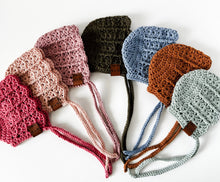 Load image into Gallery viewer, Baby Bonnets, Summer Bonnet, Cotton Baby Headwear, Photo Prop, Baby Hat, crochet, knit, knitting, handmade, Easter