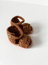 Load image into Gallery viewer, 0-3 month Cotton Baby Sandals, Baby Shoes, Photo prop, Soft Baby Shoe, Baby summer Shoe, summer wear, Footwear, knit wear, Crochet