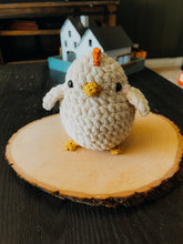 Load image into Gallery viewer, Cheeps the Chick Crochet Pattern
