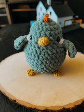 Load image into Gallery viewer, Cheeps the Chick Crochet Pattern
