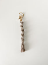 Load image into Gallery viewer, Macrame Keychains
