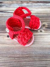 Load image into Gallery viewer, 0-3 month Cotton Baby Sandals, Baby Shoes, Photo prop, Soft Baby Shoe, Baby summer Shoe, summer wear, Footwear, knit wear, Crochet
